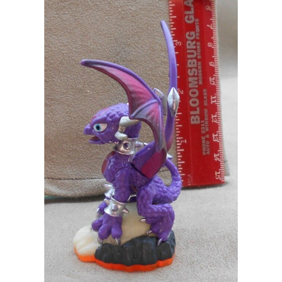 2012 Cynder Spyro Adventures Activision Skylander Giants Series 2 Figure - Picture 5 of 6